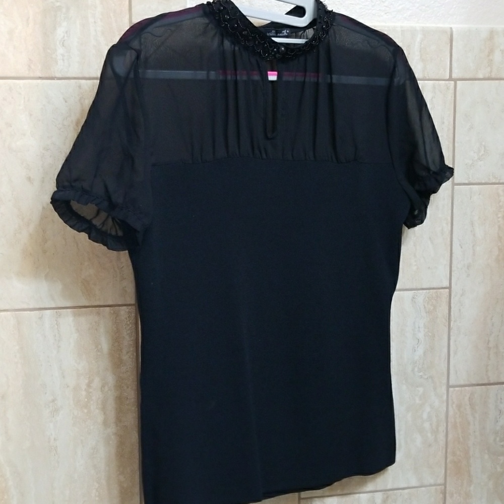 Black blouse with